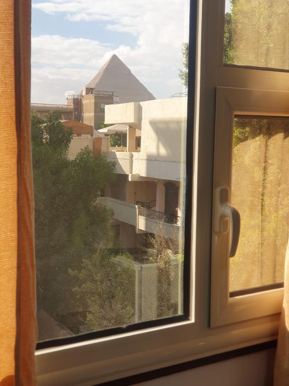 Sobba Pyramids View - Guest House Kafret el-Gabal Exteriör bild